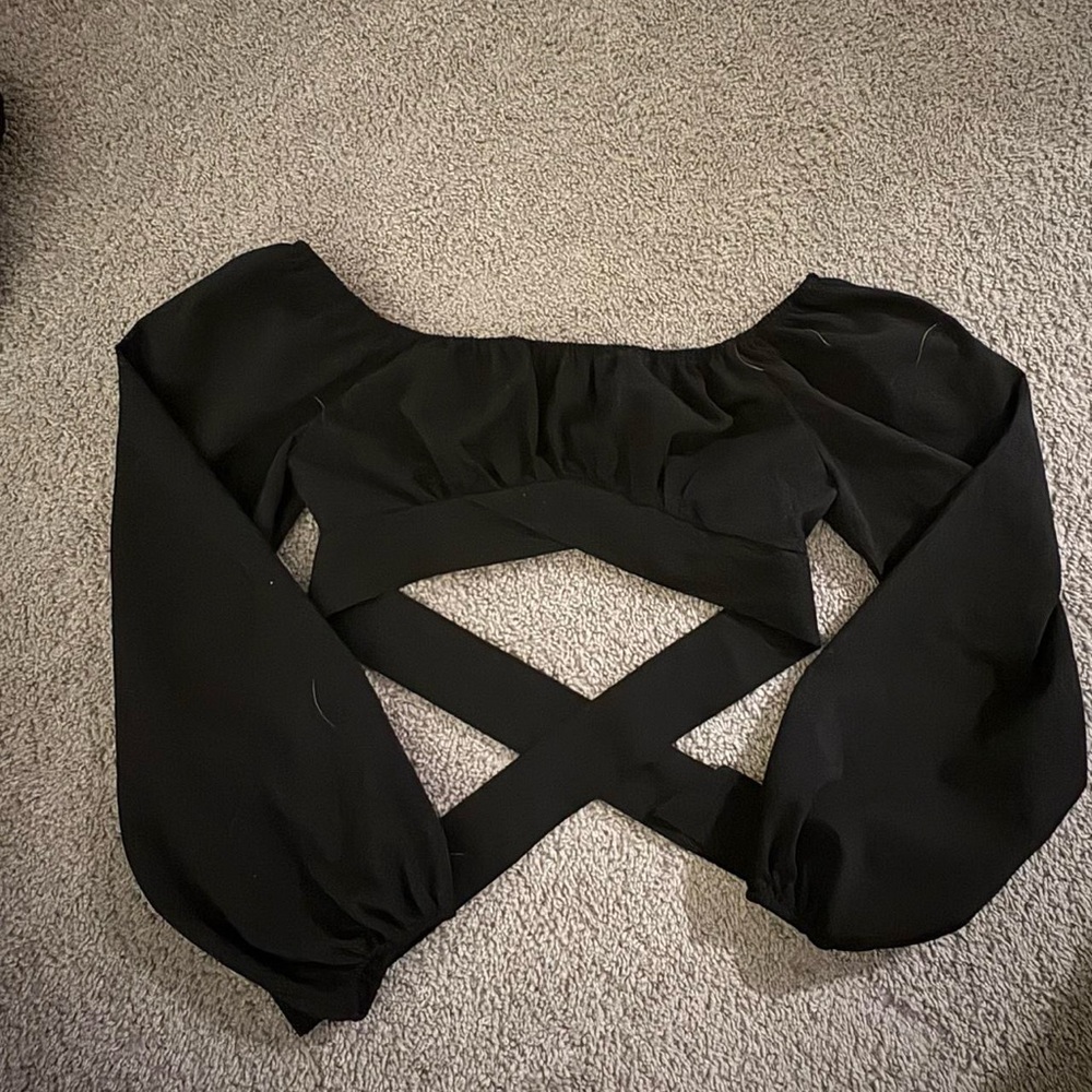 Black crop top